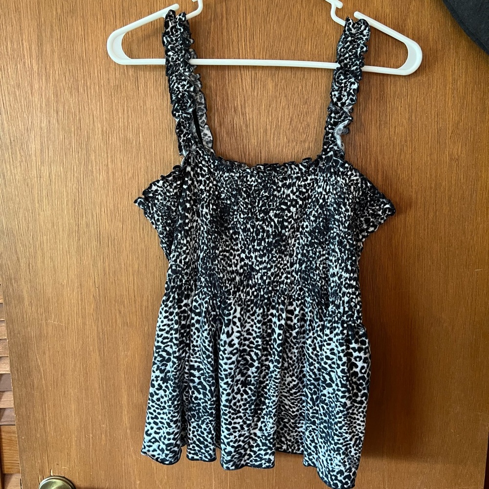 Stylish Black and White Women's Top